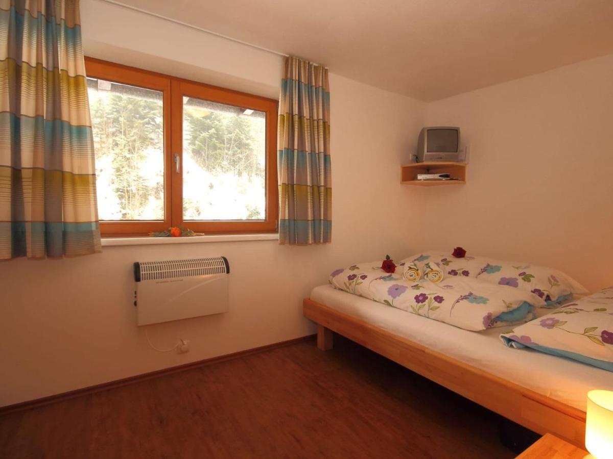 Boutique Apartment In Brixen With Mountain View Brixen im Thale Exteriör bild