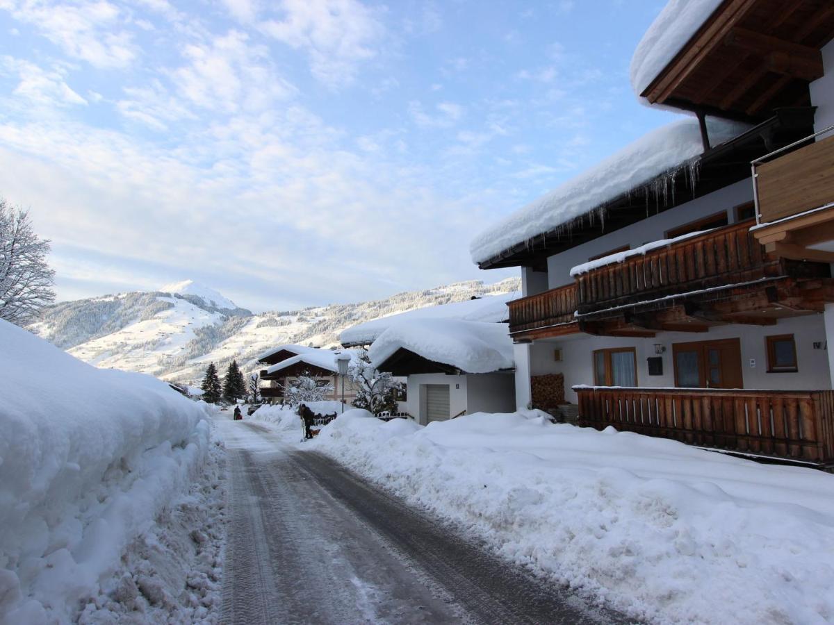 Boutique Apartment In Brixen With Mountain View Brixen im Thale Exteriör bild