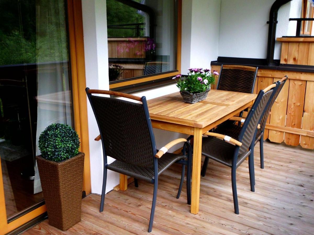 Boutique Apartment In Brixen With Mountain View Brixen im Thale Exteriör bild