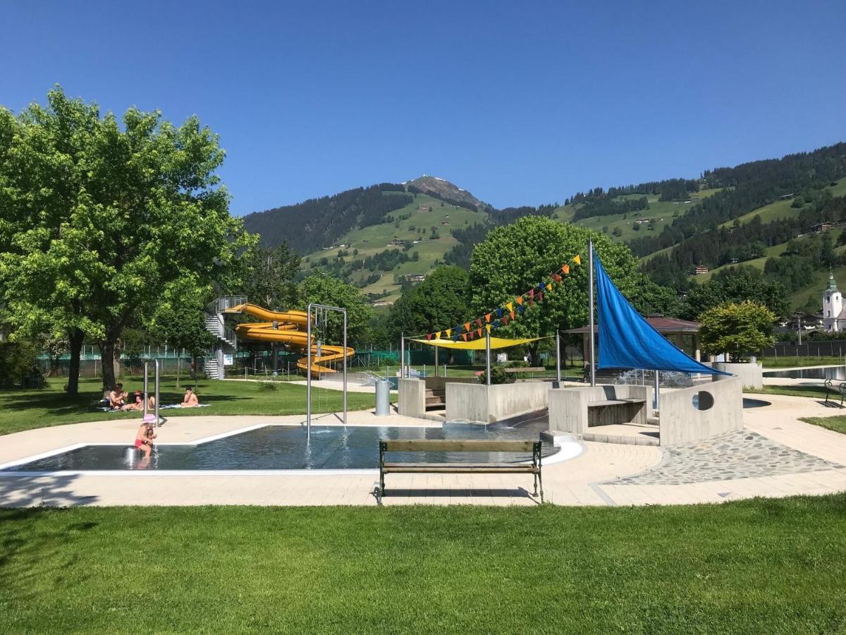 Boutique Apartment In Brixen With Mountain View Brixen im Thale Exteriör bild